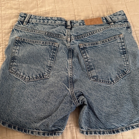 Zara Light Blue Denim Jeans - Picture 3 of 3